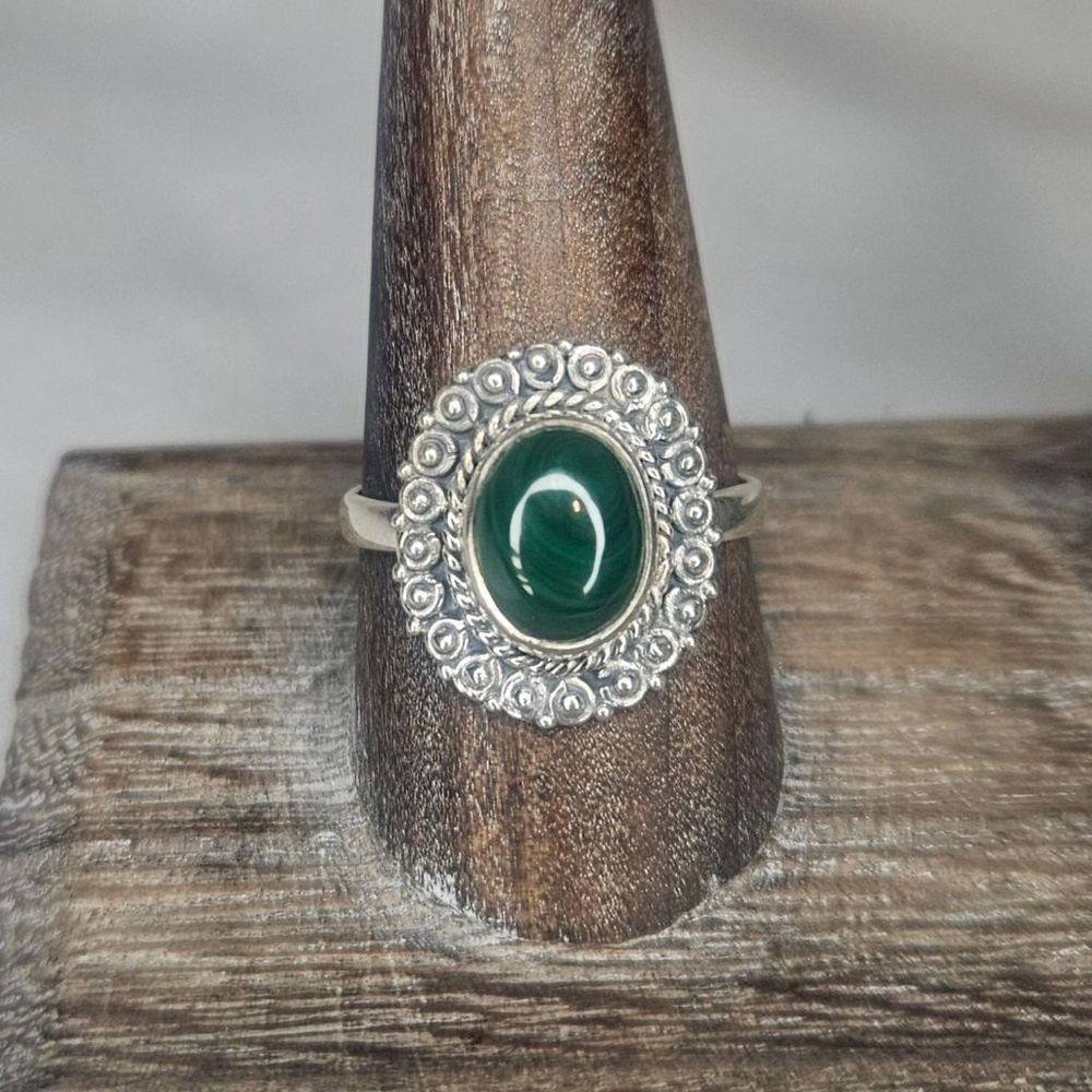 Vintage Sterling Silver Malachite Ring | Boho Green Gemstone Oval Statement Ring